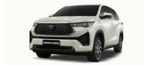 Toyota Innova Cross Lào Cai
